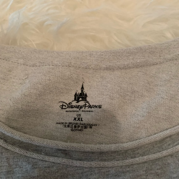 Disney adorable “Minnie” long sleeve pullover. - Picture 5 of 9